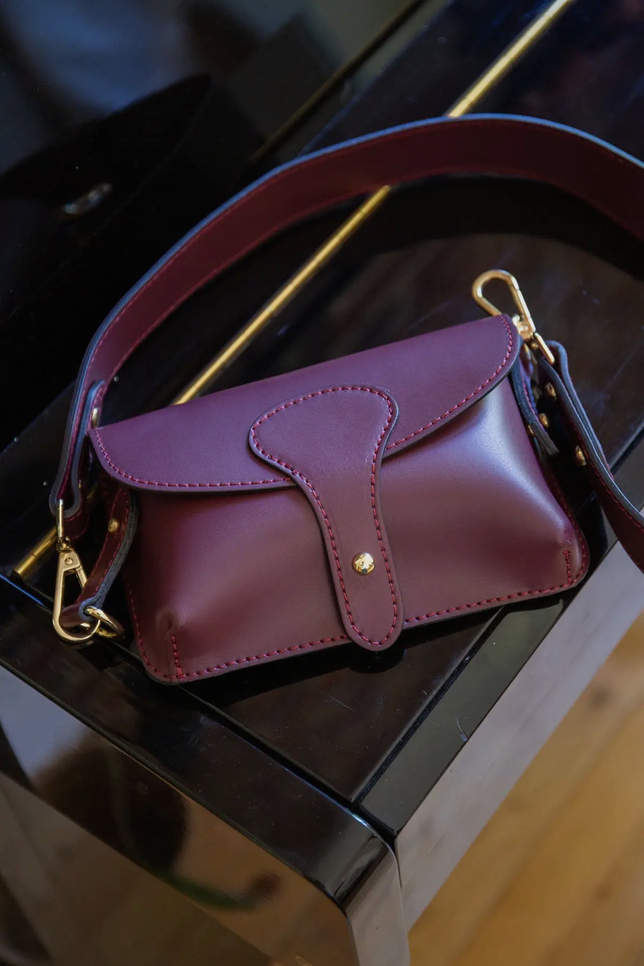 Smooth cowhide leather fanny pack